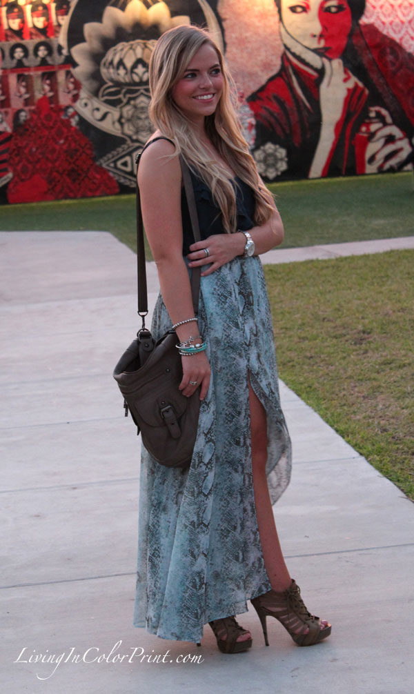 Dusk in Wynwood, Miami Fashion Blogger, Miami Fashion, Dress the Population skirt