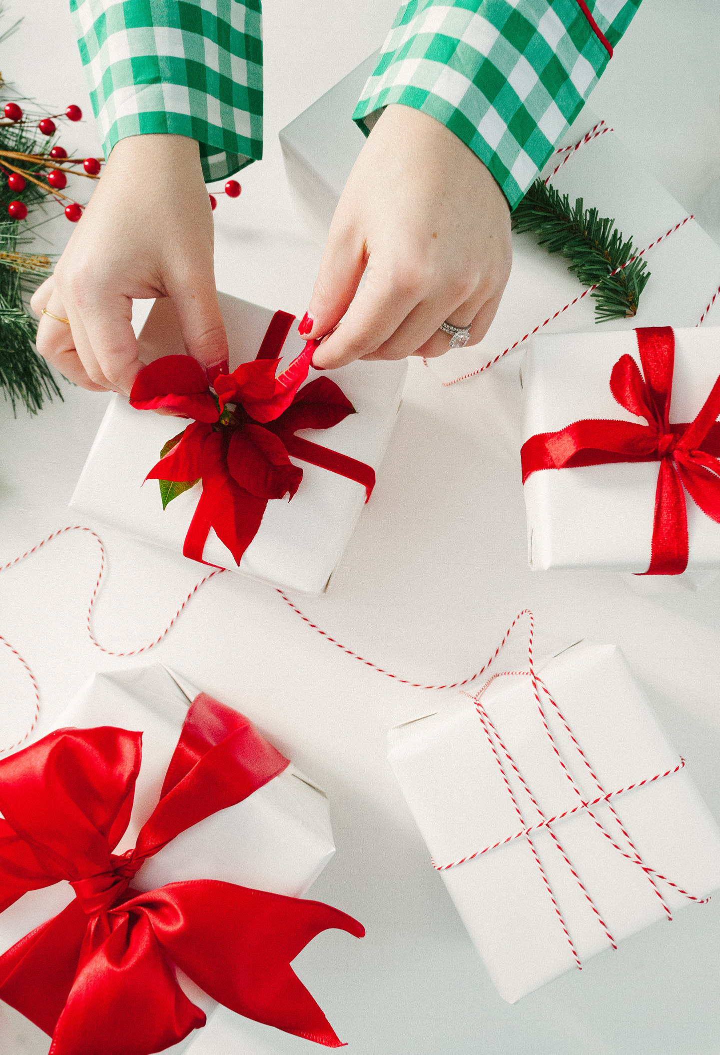 11 Ways to Embellish Holiday Gifts