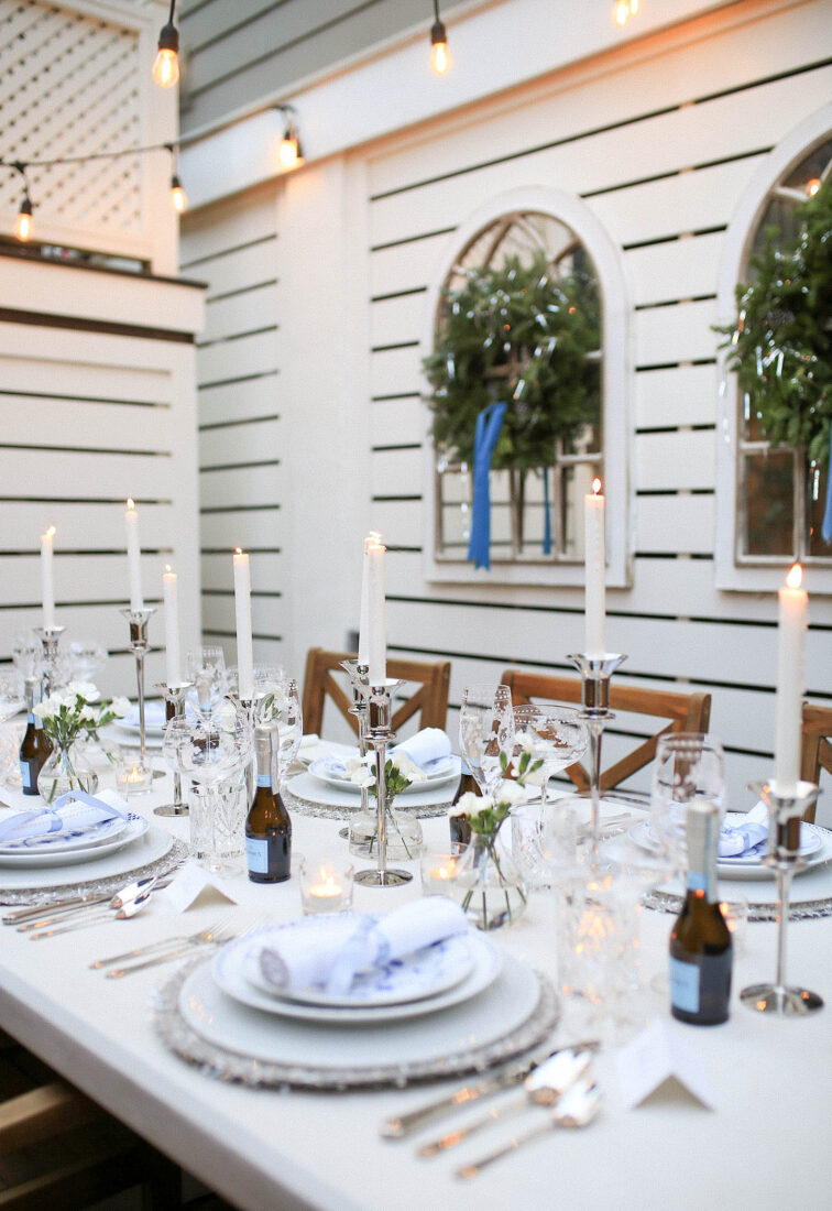 NYE Tablescape | Blue, White & Silver Place Settings 